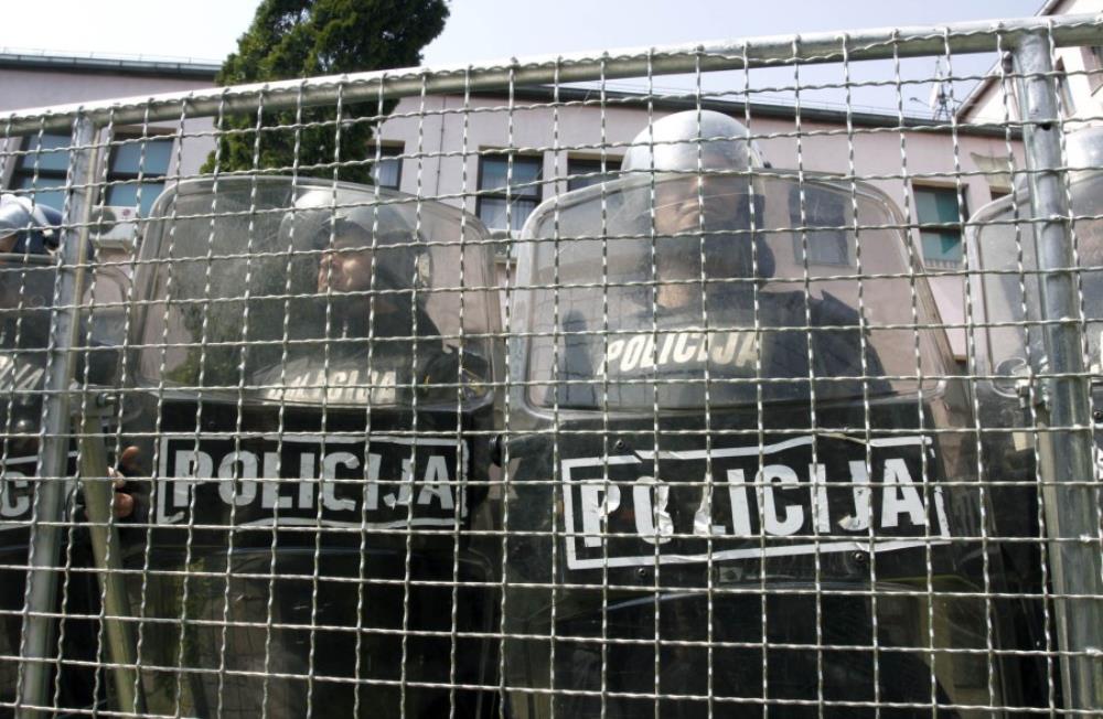 Policija u BiH napala civile koji se protive izgradnji hidroelektrane