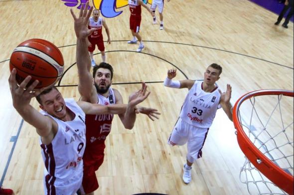EuroBasket: Pobjeda Latvije, Hrvatska na Rusiju