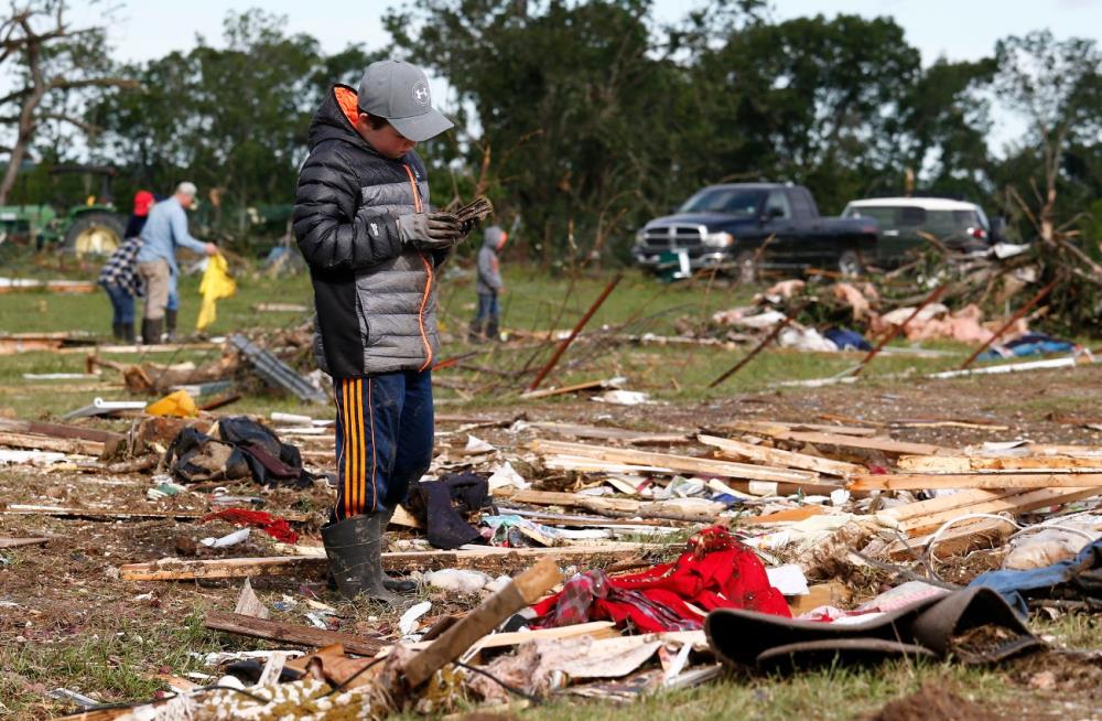 SAD: Uragani i oluje usmrtili 14 osoba