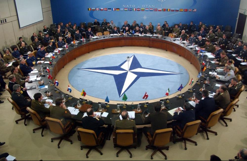 Francuska i Njemačka pristale na angažman NATO-a protiv Islamske države