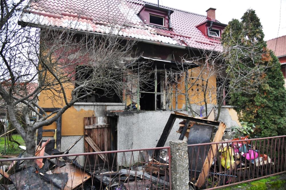 Grad Zagreb pomogao obitelji Petvajić iz Dubrave postradaloj u požaru