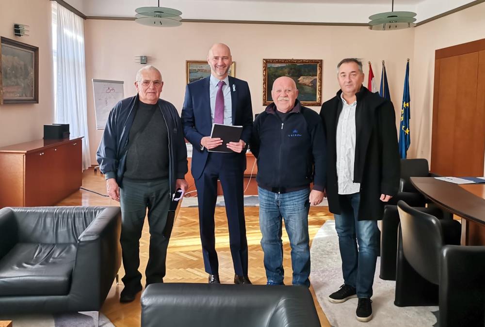 Sesvetski SDP-ovci predali u Grad peticiju za kraljevečke ambulante