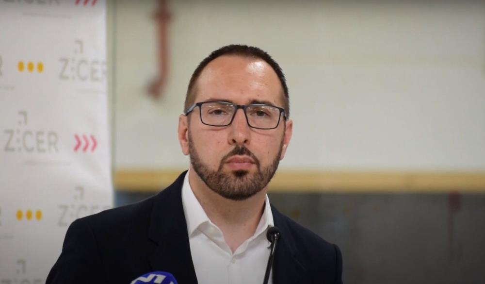 Gradonačelnik Tomašević do sad nije znao za problem parkirališta kod sesvetske gimnazije (video)